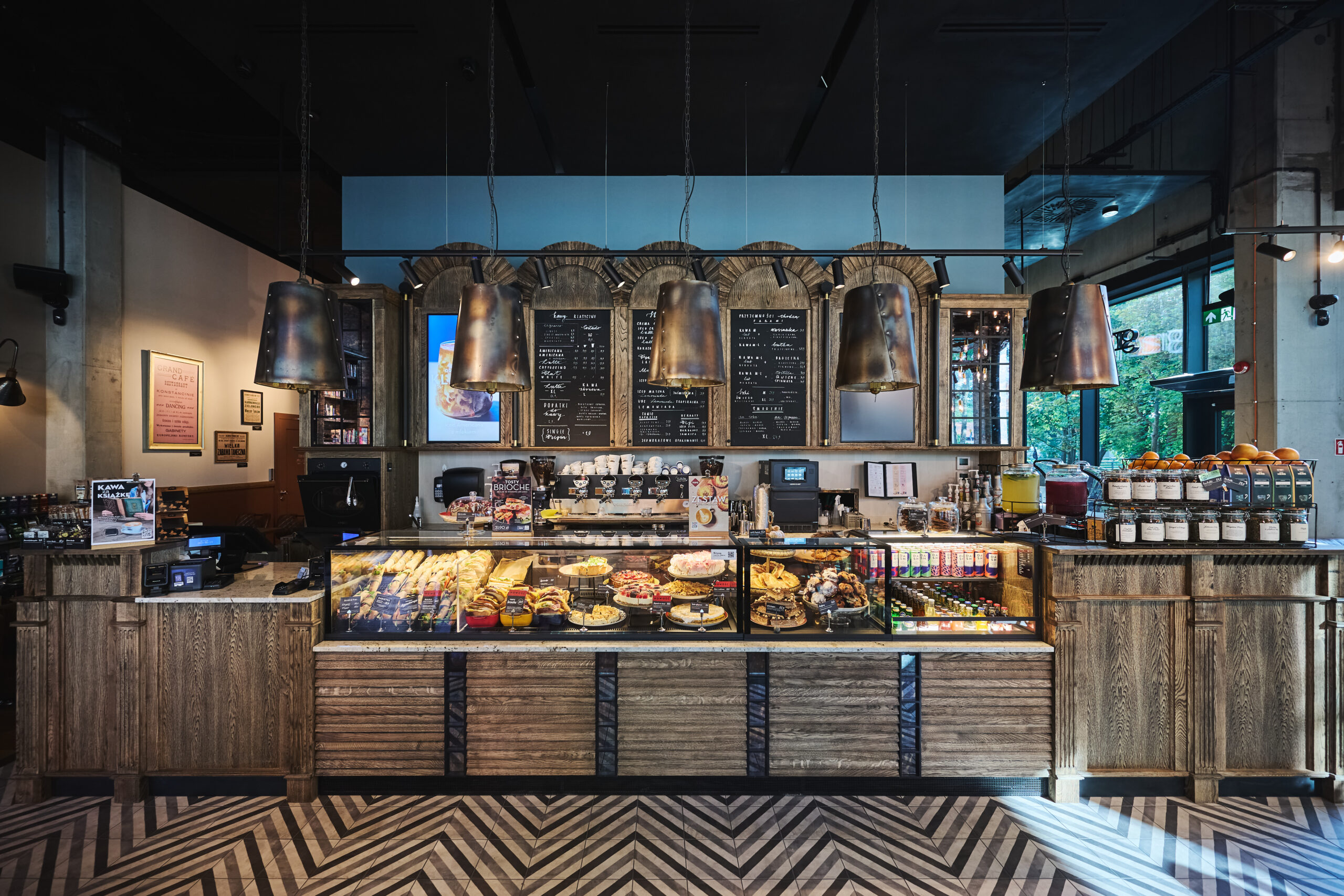 Green Caffè Nero Stara Papiernia, Konstancin-Jeziorna – realizacja Deky Interior